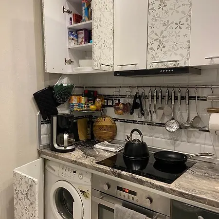 Frendly Flat Free Wifi & Parking Kitchen Equipment Cosy Riga Exterior photo