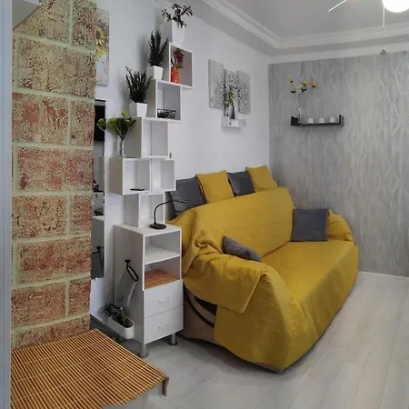 Frendly Flat Free Wifi & Parking Kitchen Equipment Cosy Riga Exterior photo