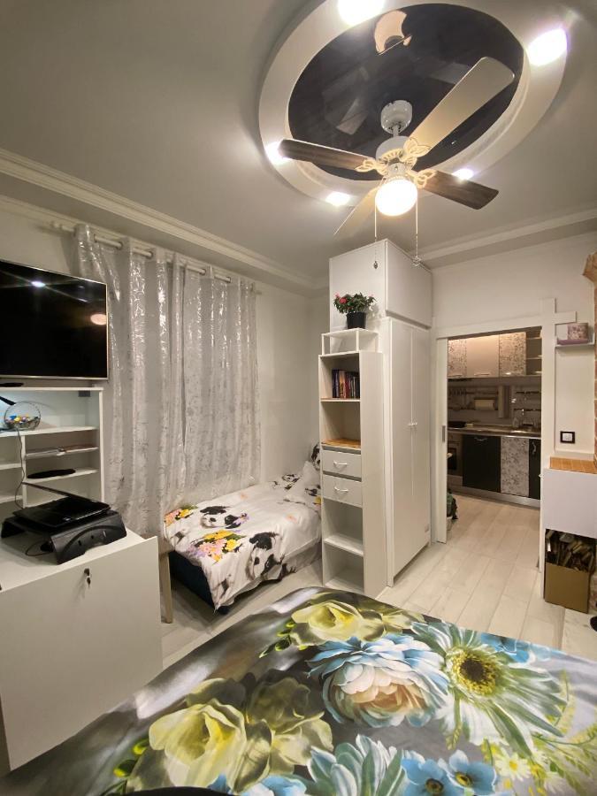 Frendly Flat Free Wifi & Parking Kitchen Equipment Cosy Riga