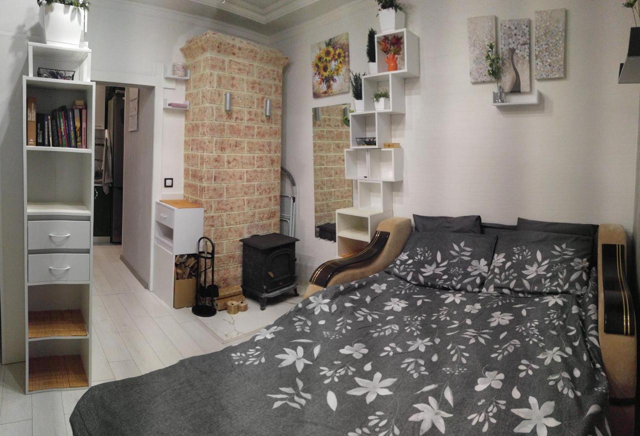 Frendly Flat Free Wifi & Parking Kitchen Equipment Cosy Dzīvoklis Riga